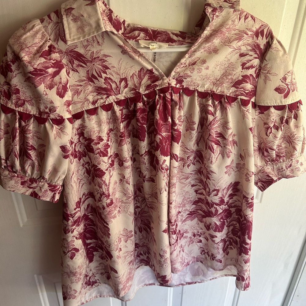 Entro Red and Cream Floral Blouse